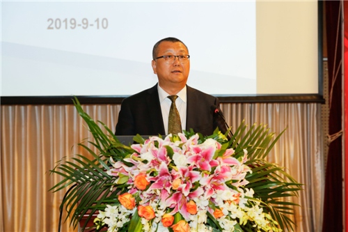 首鋼領(lǐng)導(dǎo)團(tuán)隊(duì)，與自然美景的交融之旅