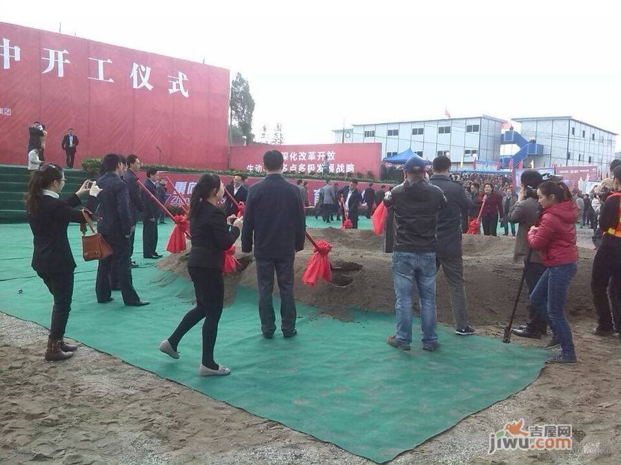 棗山園區(qū)紅廟最新動態(tài)解析，最新觀點與深度分析